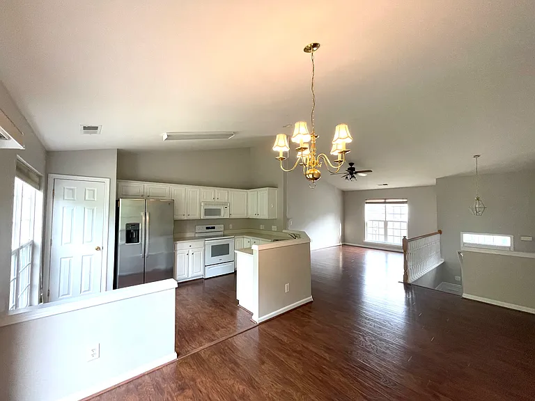 12123 Bobhouse Dr — Photo 4