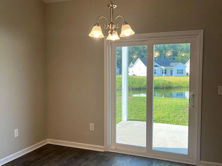 286 Maidens Choice Rd — Photo 12