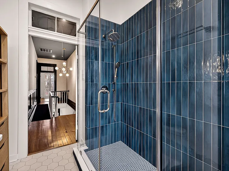 313 W Bolton St — Photo 31