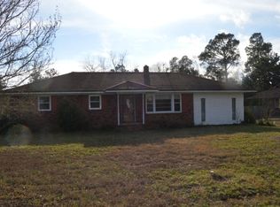 1990 Forest Dr, Sumter, SC 29154
