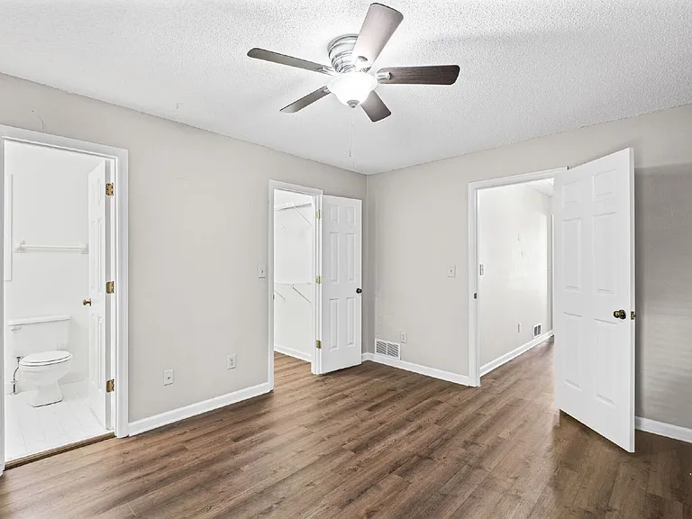 5180 Laurel Bridge Ct SE — Photo 28