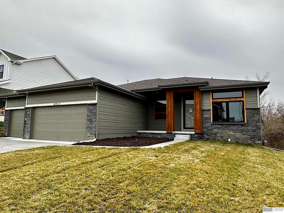 1st image of 4913 Heartland Dr