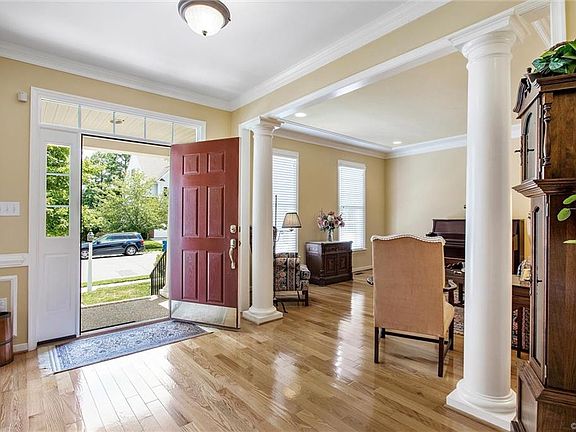 5th image of 11759 Parsons Walk Ct