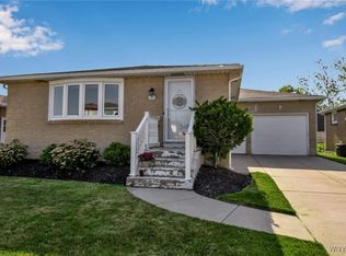 47 Fairelm Ln, Cheektowaga, NY 14227