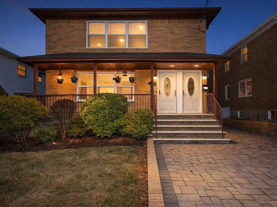 1st image of 106 Stafford Ave #1F