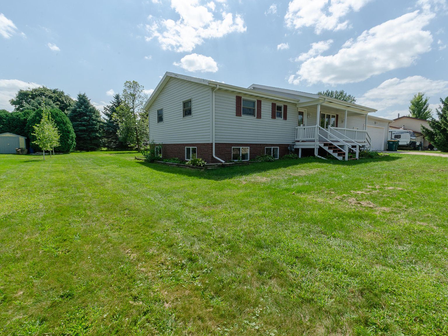 717 Buwalda Dr, Waupun, WI 53963 Zillow