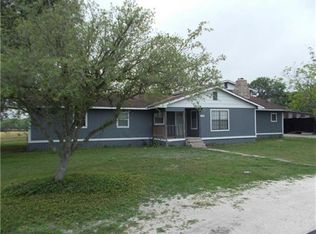 343 Harrison Rd, Beeville, TX 78102