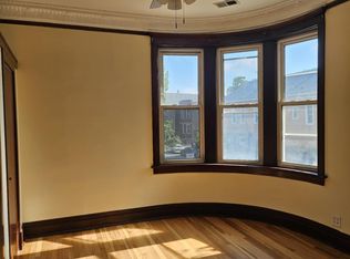 901 W 33rd St #2, Chicago, IL 60608