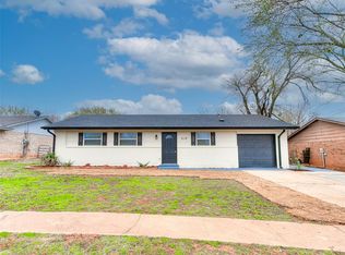 516 Woods Dr, Noble, OK 73068