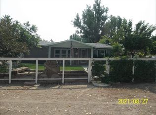 235 5th St, Grand View, ID 83624