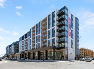 8375 N Broadcast Ave SW #309, Calgary, AB T3H 3V6