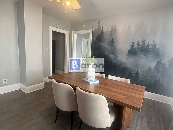 3rd image of 3833 Vine St #1