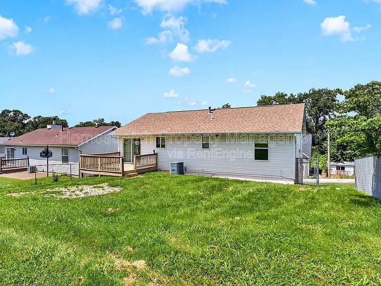 10608 Canter Way — Photo 5