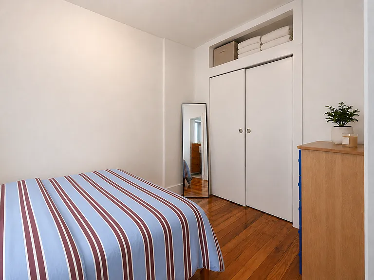 200 Sterling Pl #1L — Photo 2