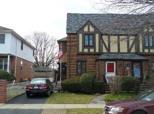 4336 192nd St, Flushing, NY 11358