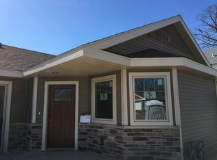 2004 Butler Ct, Middleton, WI 53562