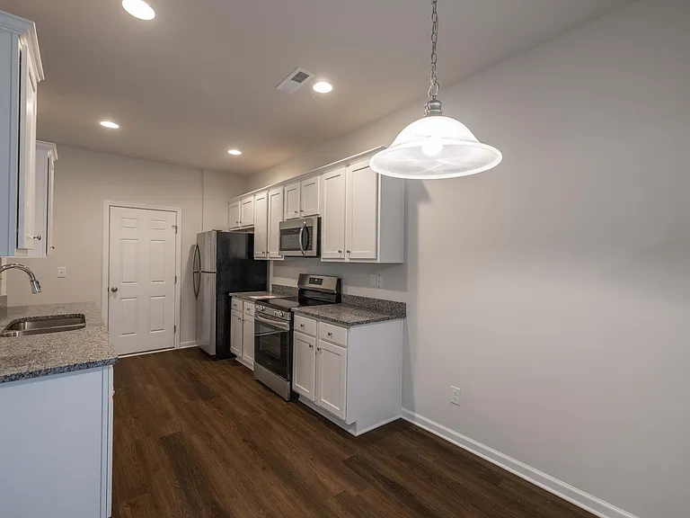 208 S Bell Ave #1 — Photo 14