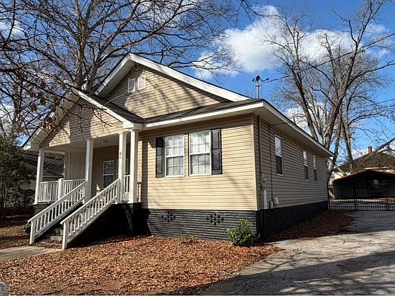 3rd image of 40 Edgewood Ave