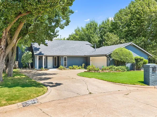 2905 Lamp Post Ln, Oklahoma City, OK 73120