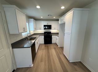 2274 W Mill St, Colton, CA 92324