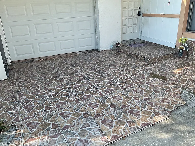 14590 SW 43rd Court Rd #9 — Photo 3