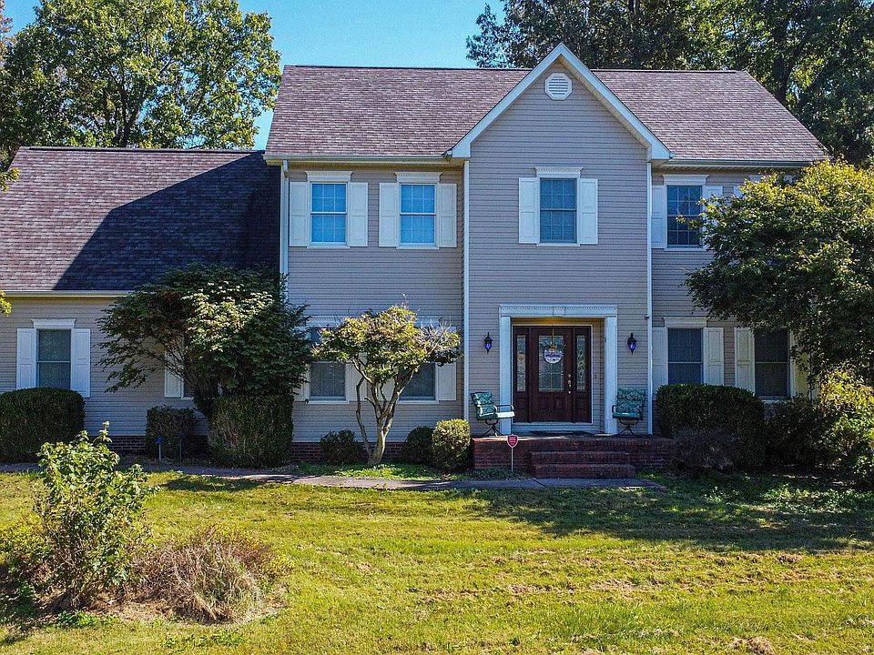 1st image of 4180 Woodland Hill Dr