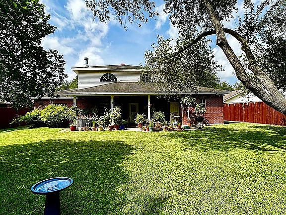 5th image of 4110 Walnut Hills Dr