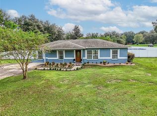 9828 Yawn Rd, Dade City, FL 33525