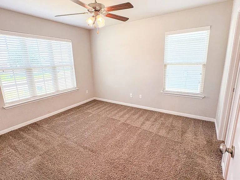 1218 Amber Dawn Dr — Photo 19