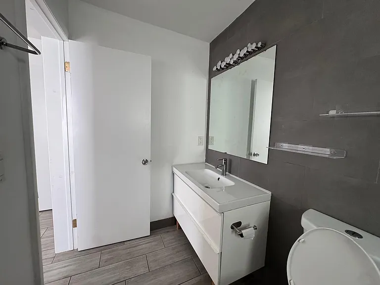 7910 Abbott Ave #6 — Photo 3