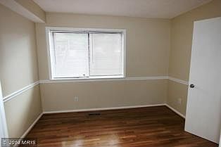 4th image of 3095 Hawthorne Dr NE #3095