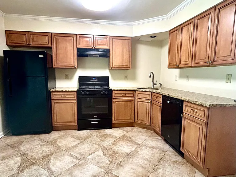 3 Whistler Dr #3 — Photo 11