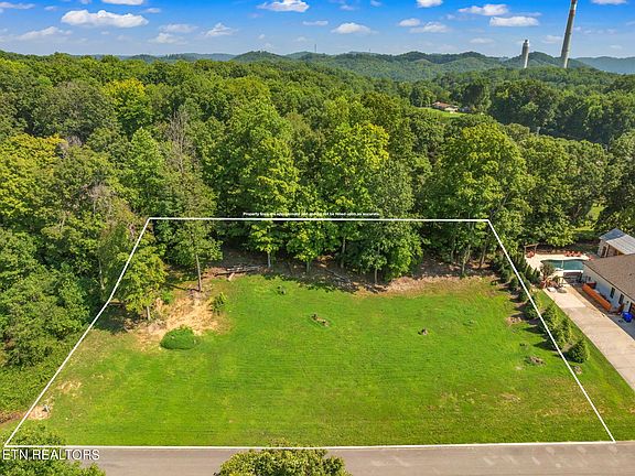 3rd image of 0 Saint James Ln Lot 19