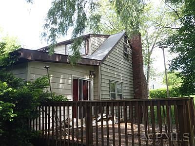 2nd image of 17 Dellworth Dr