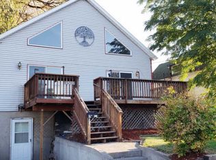 1512 E 9th St, The Dalles, OR 97058