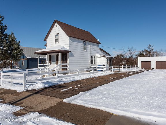 3rd image of 117 7th St E