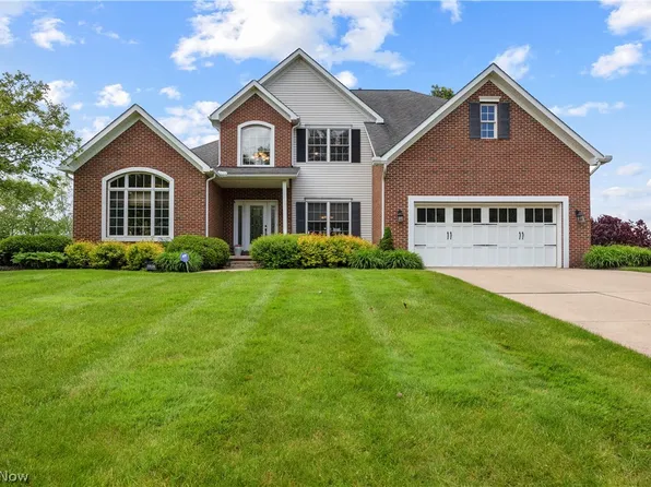 1056 Brigantine Ave, Uniontown, OH 44685