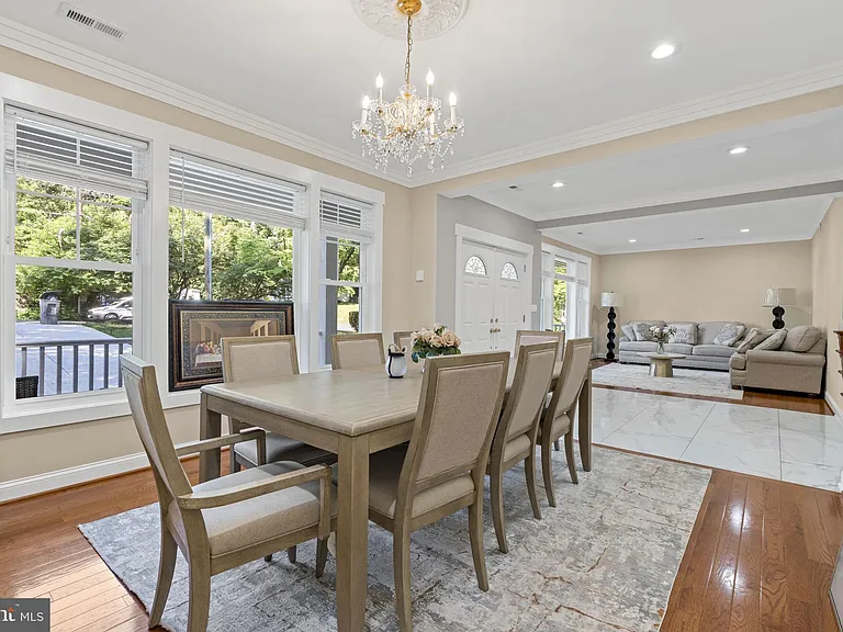 3925 Ashwood Pl — Photo 16