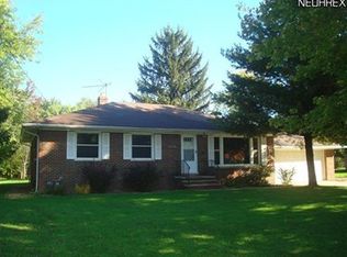 34395 Bainbridge Rd, Solon, OH 44139