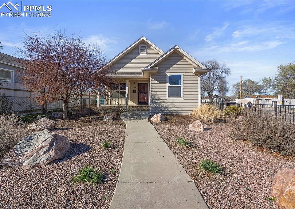 1st image of 2039 E 8th St