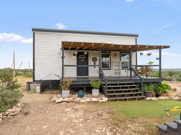 254 Silver Spur Dr, Del Rio, TX 78840