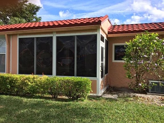 5th image of 305 Lake Evelyn Dr