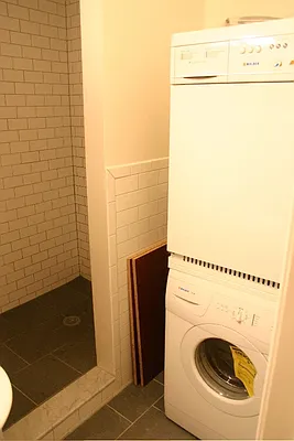 Rented by Performing Assets Corp | media 41