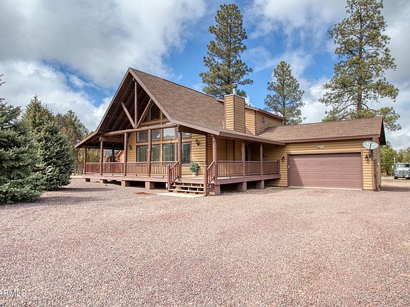 2nd image of 2010 CHRISTMAS PINE Road