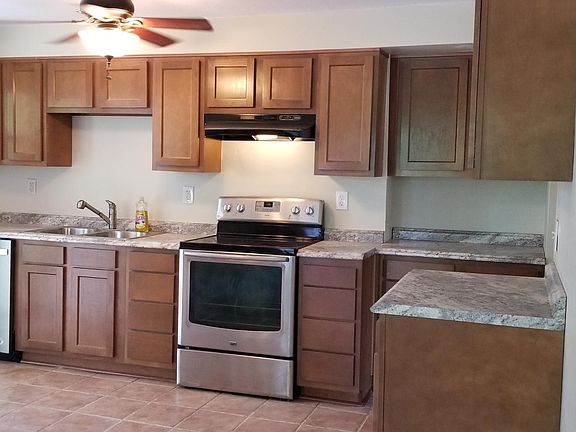 5th image of 2489 Lourdes Ln