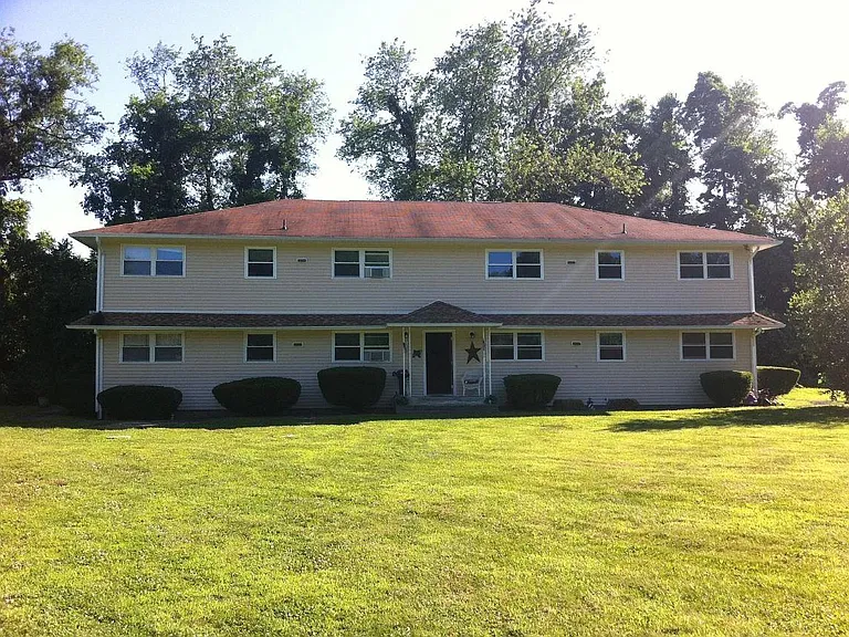 Hudson Valley Apartments — Photo 11