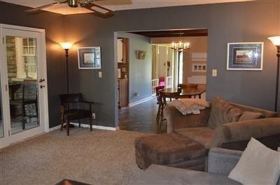 3rd image of 222 Woodhill Ln