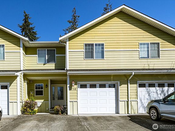 3rd image of 210 NE Melrose Drive