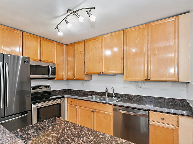 522 E Spruce Dr #1B — Photo 13