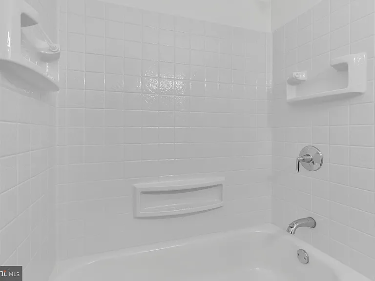 1353 Nicholson St NW #4 — Photo 14